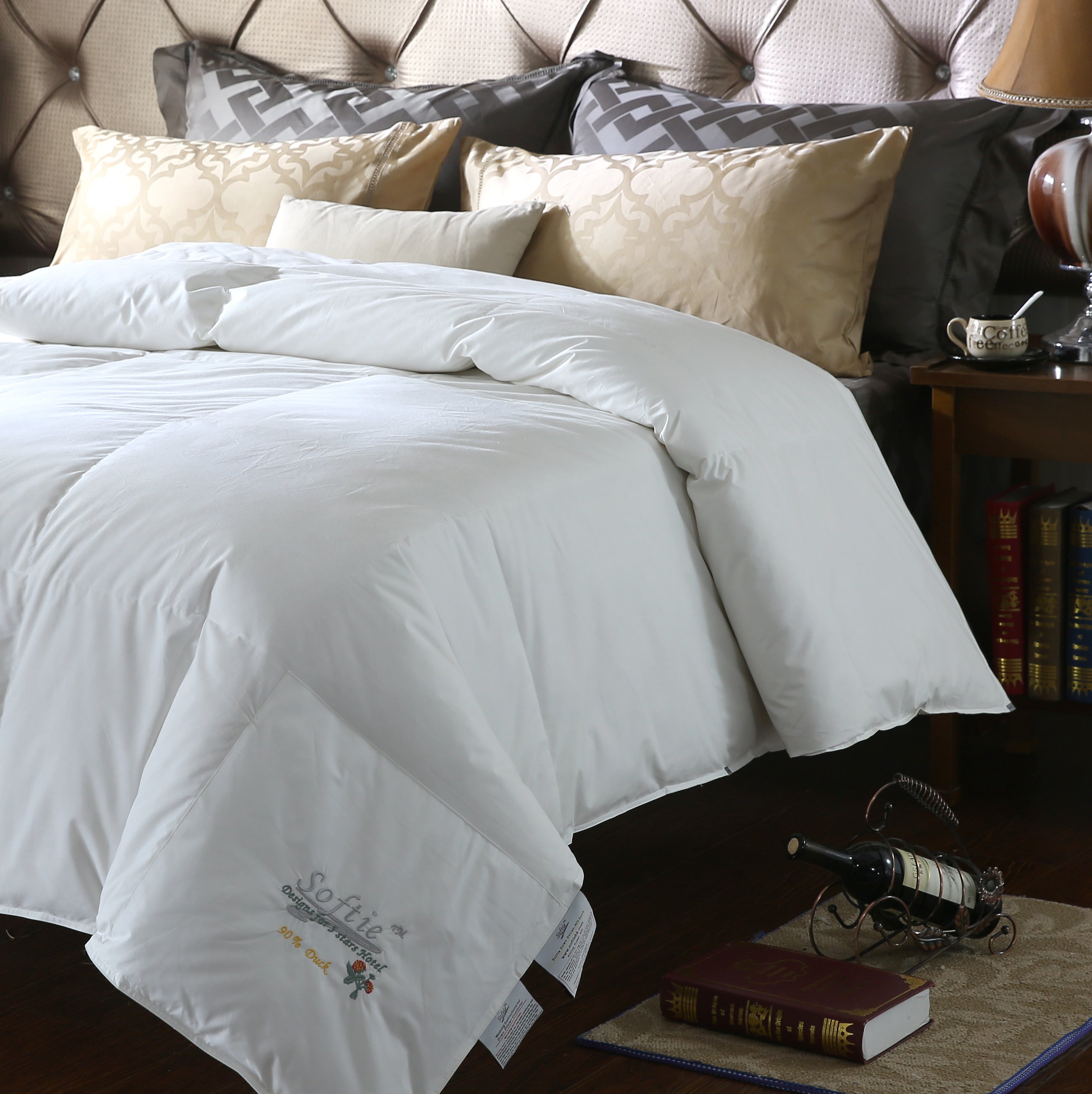 WINDY AND RAINY Down Blanket and Pillow WINDY AND RAINY / TOPページ